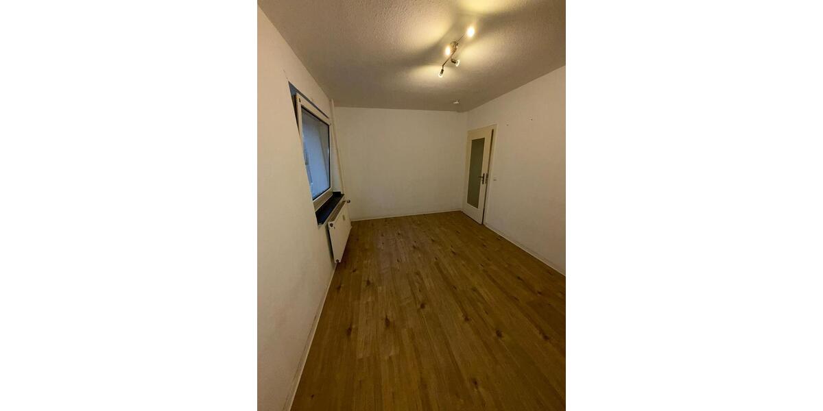 Erdgeschoßwohnung Iserlohn Gerlingsen - 3 Zimmer, 72 m&sup2;, 490&euro; | Angebot:24701014