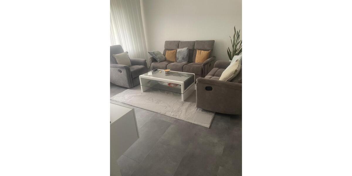 Etagenwohnung Werdohl - 3 Zimmer, 65 m&sup2;, 400&euro; | Angebot:27576789
