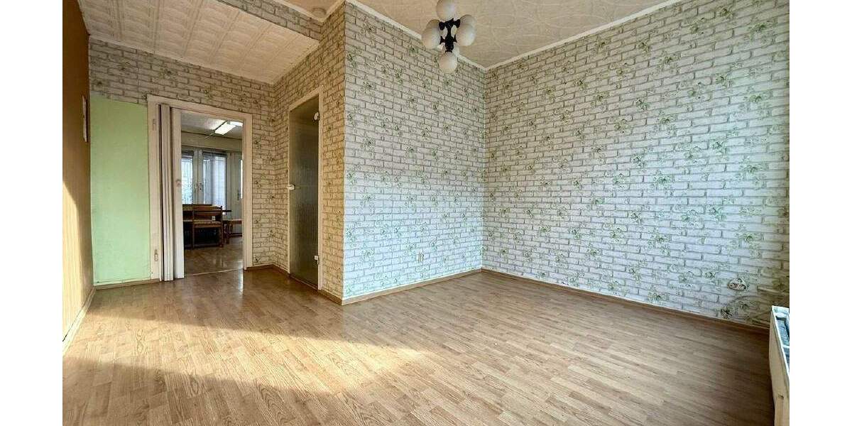 Einfamilienhaus Menden Mitte - 6 Zimmer, 169 m&sup2;, 210.000&euro; | Angebot:25706735