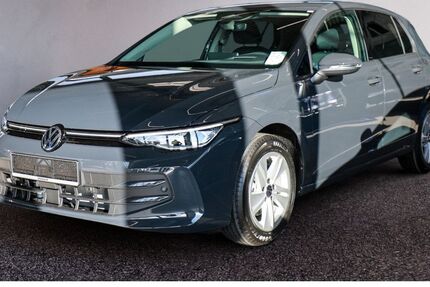 VW Golf 8.999 km 35.970 &euro; Menden 58706