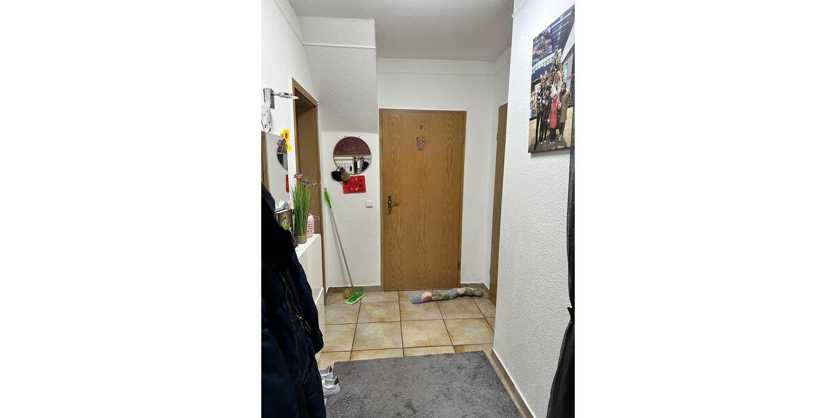 Dachgeschoßwohnung Halver - 4.5 Zimmer, 100 m&sup2;, 850&euro; | Angebot:27545449