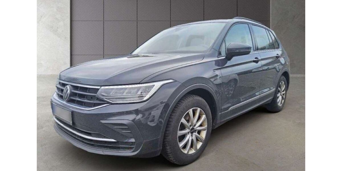 VW Tiguan 198.000 km 18.900 &euro; Bochum 44793