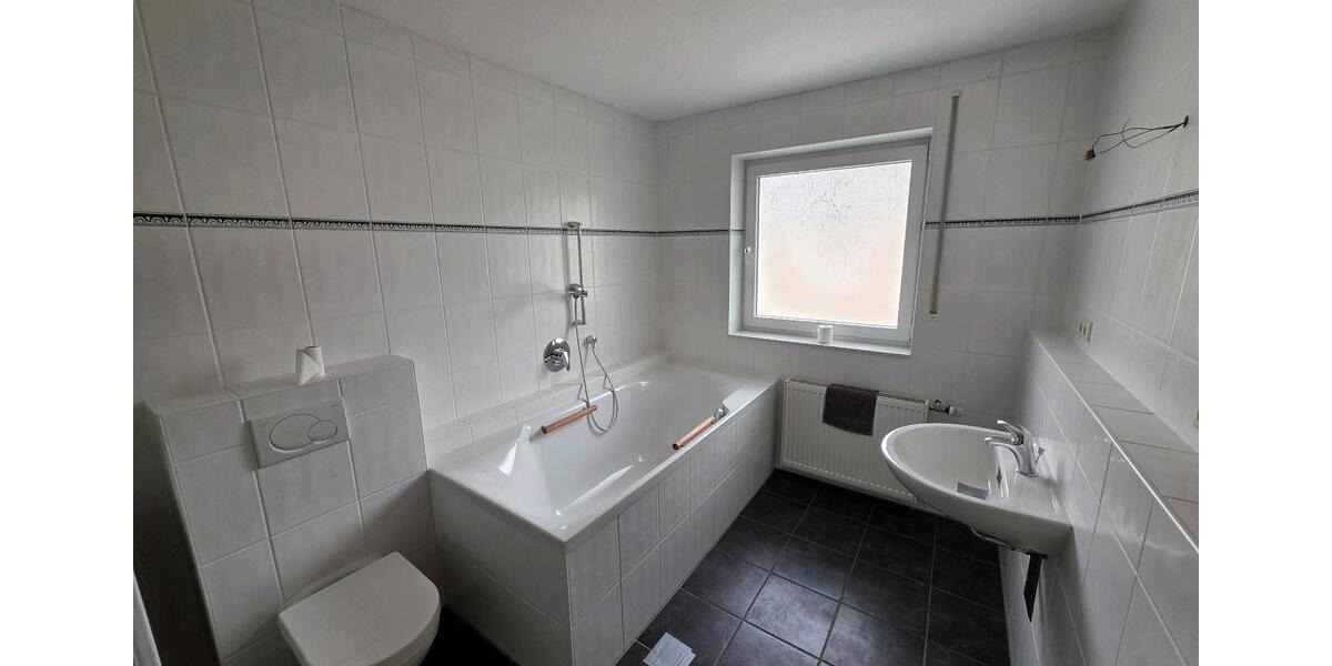 Etagenwohnung Dortmund Gartenstadt - 3 Zimmer, 92 m&sup2;, 1.495&euro; | Angebot:25931859