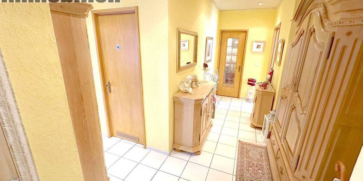 Etagenwohnung Holzwickede - 3 Zimmer, 80 m&sup2;, 179.000&euro; | Angebot:26174920