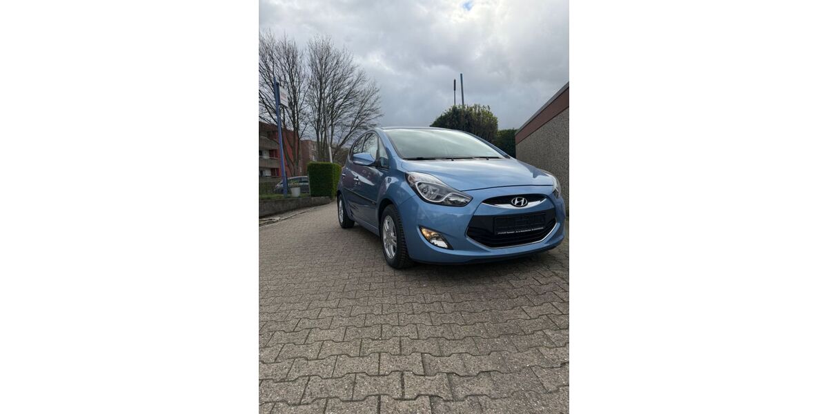Hyundai ix20 208.328 km 3.888 &euro; Bochum 44799