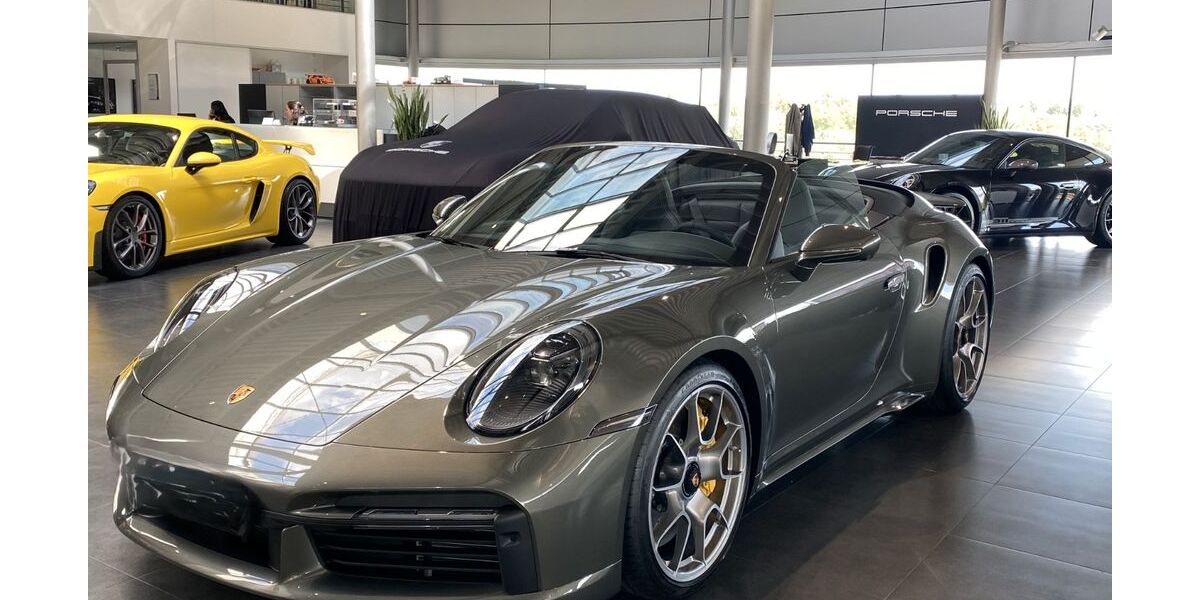 Porsche 992 10.500 km 267.000 &euro; Hemer 58675