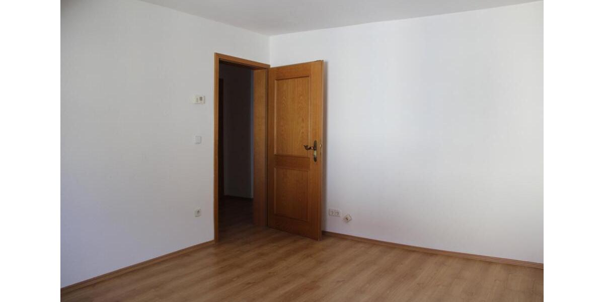 Dachgeschoßwohnung Dortmund Mengede - 2 Zimmer, 57 m&sup2;, 484&euro; | Angebot:25942455