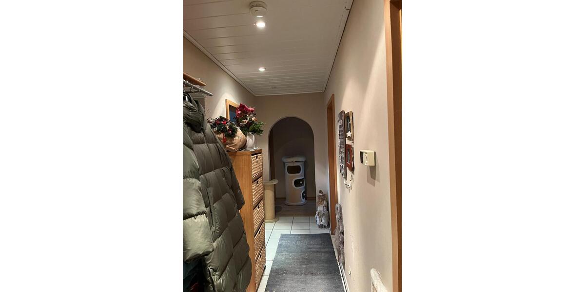 Dachgeschoßwohnung Lünen Alstedde - 3.5 Zimmer, 61 m&sup2;, 550&euro; | Angebot:27621922