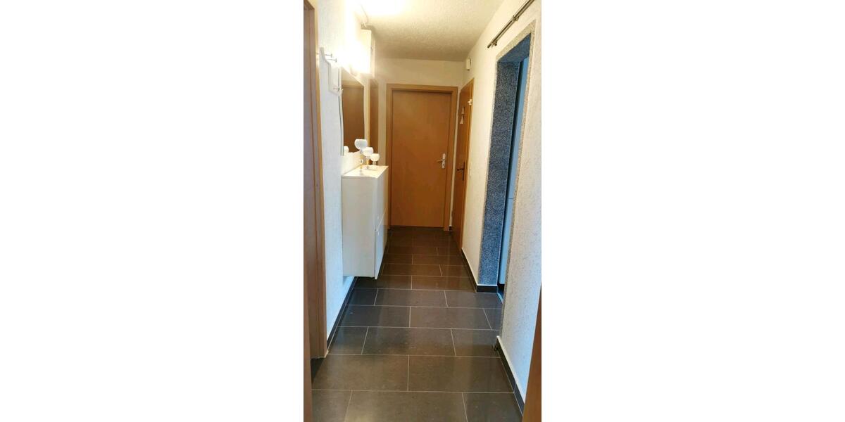 Erdgeschoßwohnung Bönen - 7 Zimmer, 100 m&sup2;, 250.000&euro; | Angebot:27534132