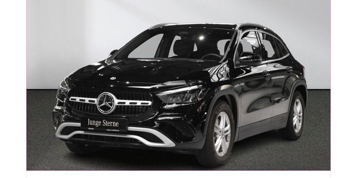 Mercedes-Benz GLA 200 12.359 km 33.490 &euro; Dortmund 44147