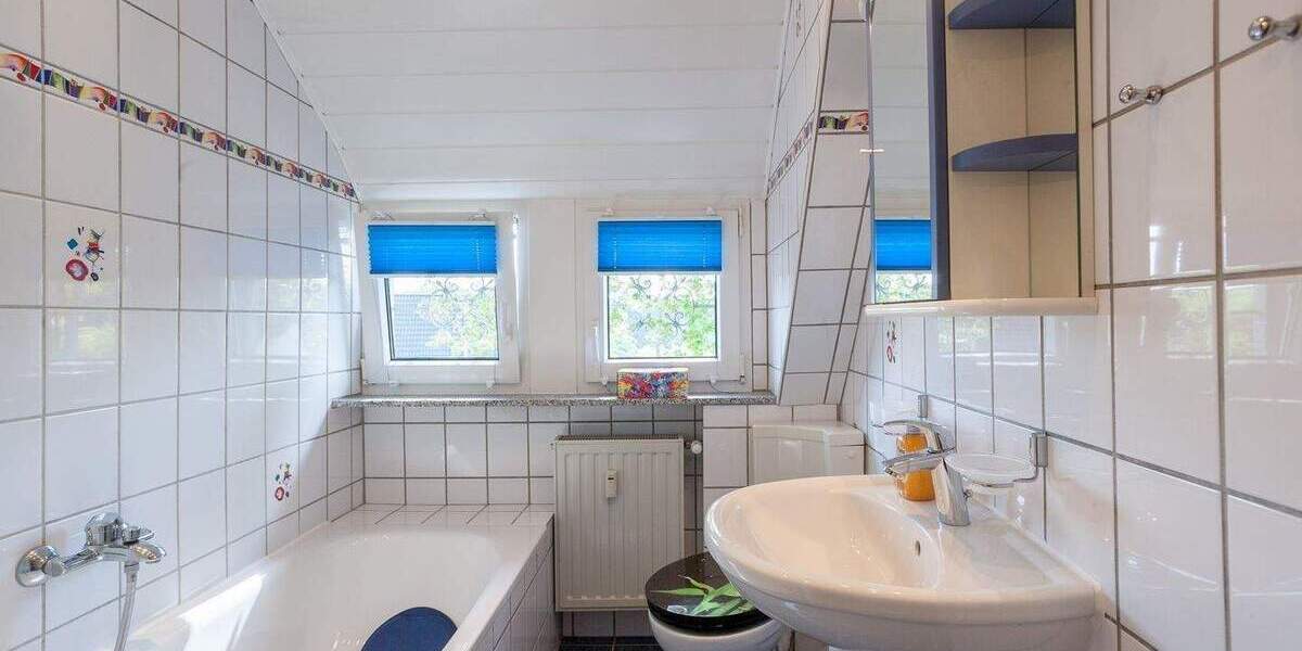 Mehrfamilienhaus, Wohnhaus Lüdenscheid Othlinghausen - 382.500&euro; | Angebot:25688970