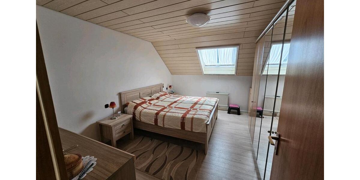 Doppelhaushälfte Bergkamen - 5 Zimmer, 130 m&sup2;, 1.800&euro; | Angebot:27614931