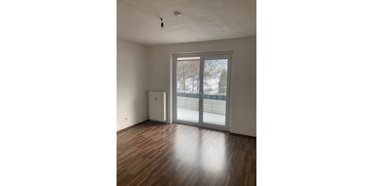 Etagenwohnung Lüdenscheid Staberg - 3 Zimmer, 85 m&sup2;, 690&euro; | Angebot:24742525