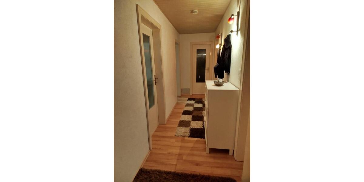 Etagenwohnung Altena - 4 Zimmer, 110 m&sup2;, 1.000&euro; | Angebot:24813241