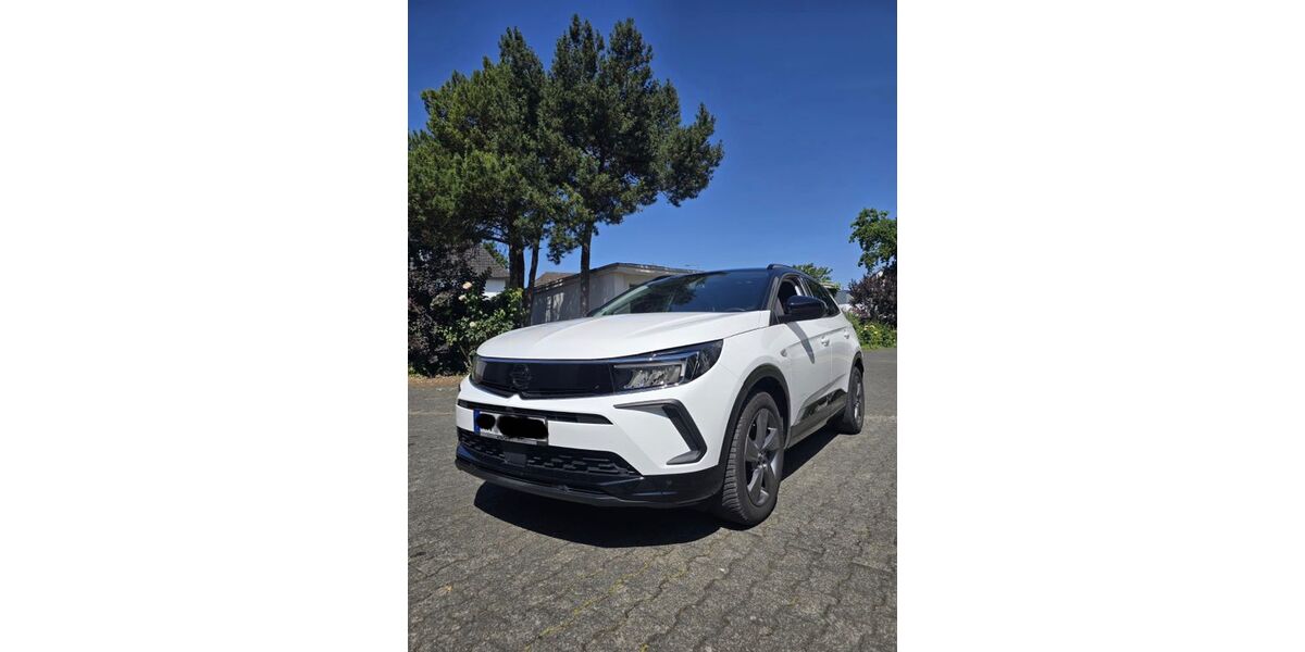 Opel Grandland (X) 96.000 km 18.000 &euro; Menden 58708
