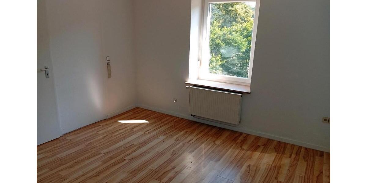 Erdgeschoßwohnung Werdohl - 4 Zimmer, 95 m&sup2;, 790&euro; | Angebot:27587187