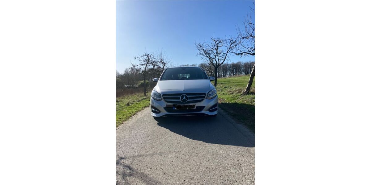 Mercedes-Benz B 180 63.250 km 15.700 &euro; Hattingen 45529