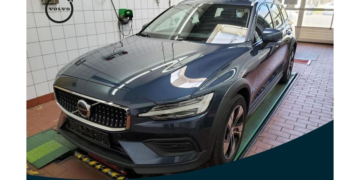 Volvo V60 Cross Country 32.702 km 37.980 &euro; Witten 58453