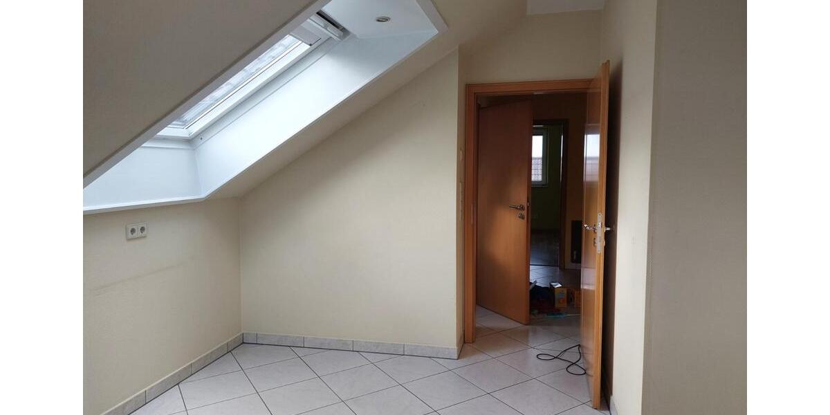 Dachgeschoßwohnung Witten Rüdinghausen - 3 Zimmer, 93 m&sup2;, 837&euro; | Angebot:26482654