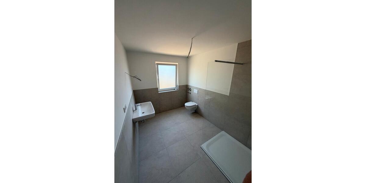 Erdgeschoßwohnung Fröndenberg (Ruhr) - 3 Zimmer, 82 m&sup2;, 960&euro; | Angebot:27565671