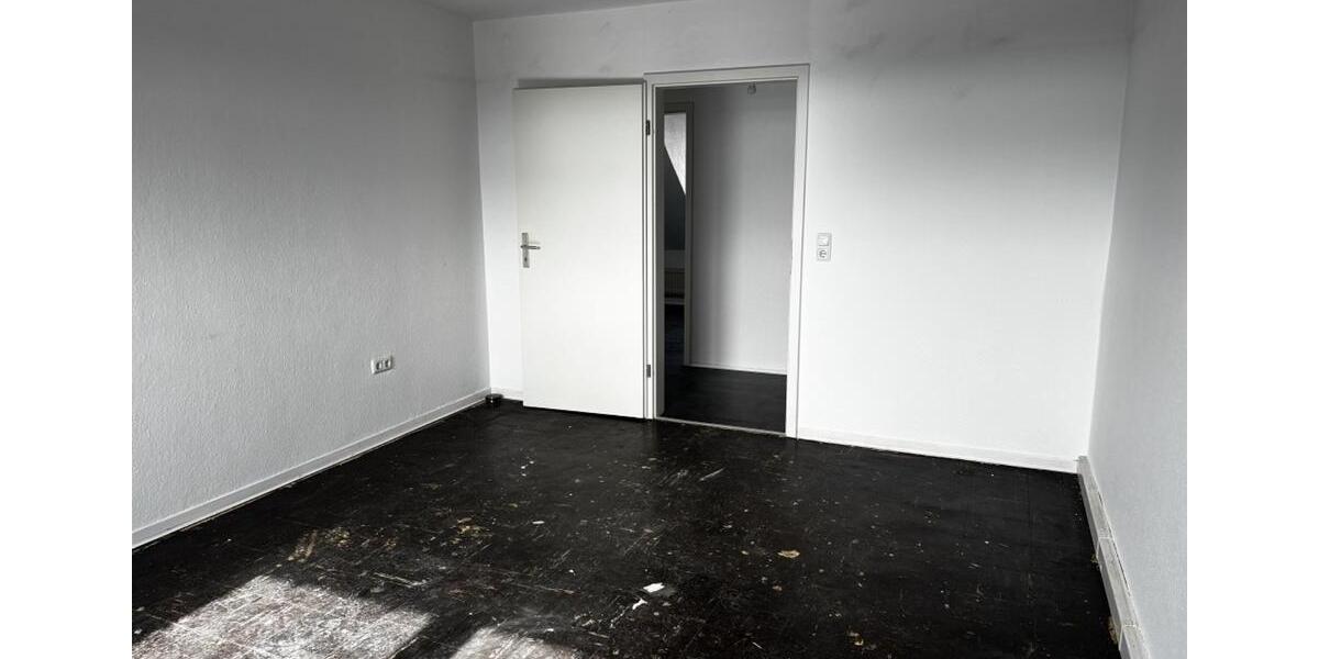 Dachgeschoßwohnung Lüdenscheid Othlinghausen - 3 Zimmer, 69 m&sup2;, 400&euro; | Angebot:25377667