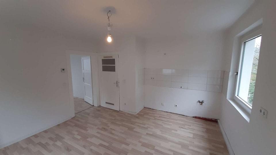 Etagenwohnung Altena - 2 Zimmer, 51 m&sup2;, 300&euro; | Angebot:23511567