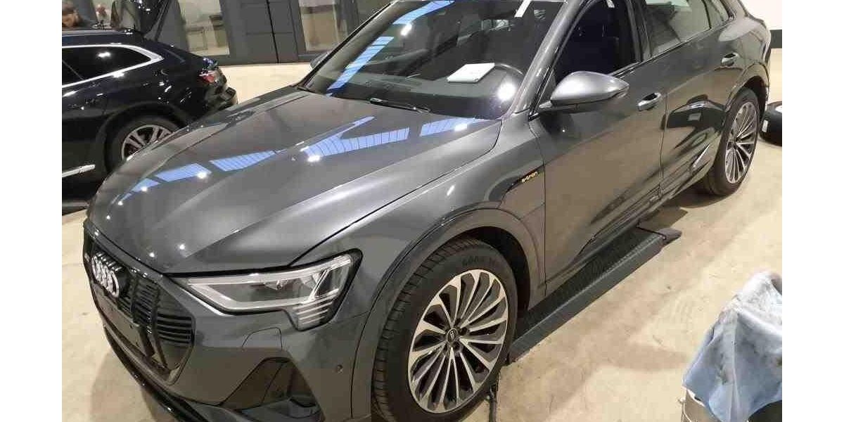 Audi e-tron 57.323 km 34.850 &euro; Hagen 58091